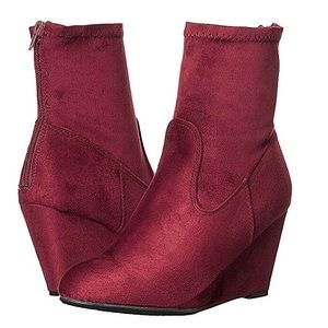 CHINESE LAUNDRY ONLY ONE DEAL WEDGE BOOTIE $AVE